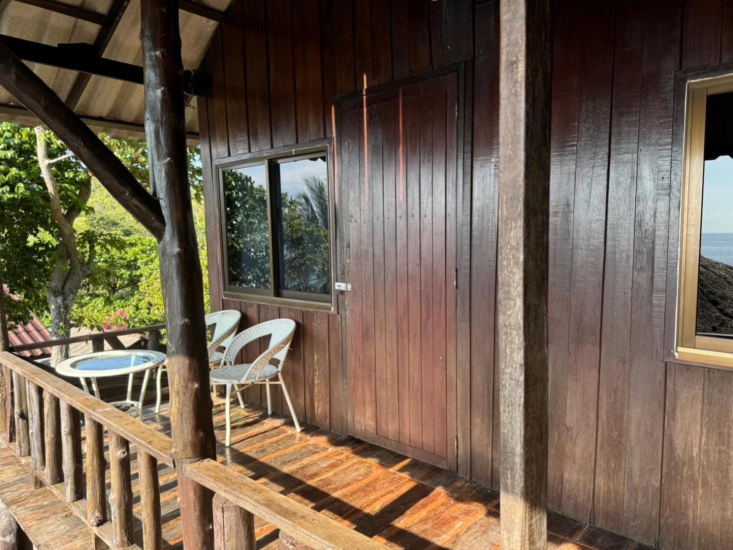 Char Bungalows Ko Tao Exterior photo